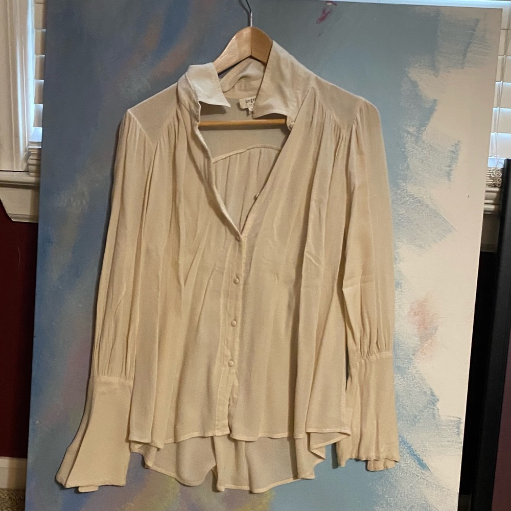 Small Beige poet long sleeve blouse